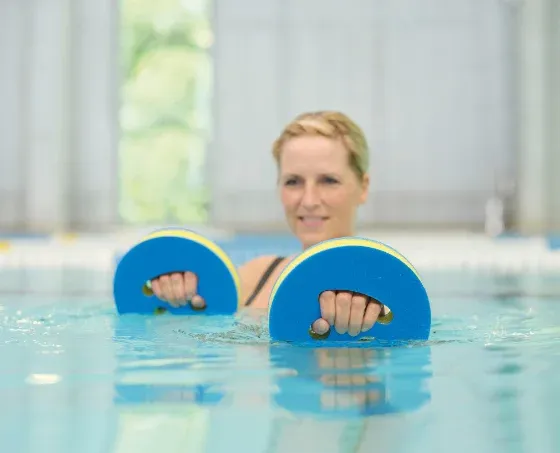 Aquafitness eszközök vízi edzéshez